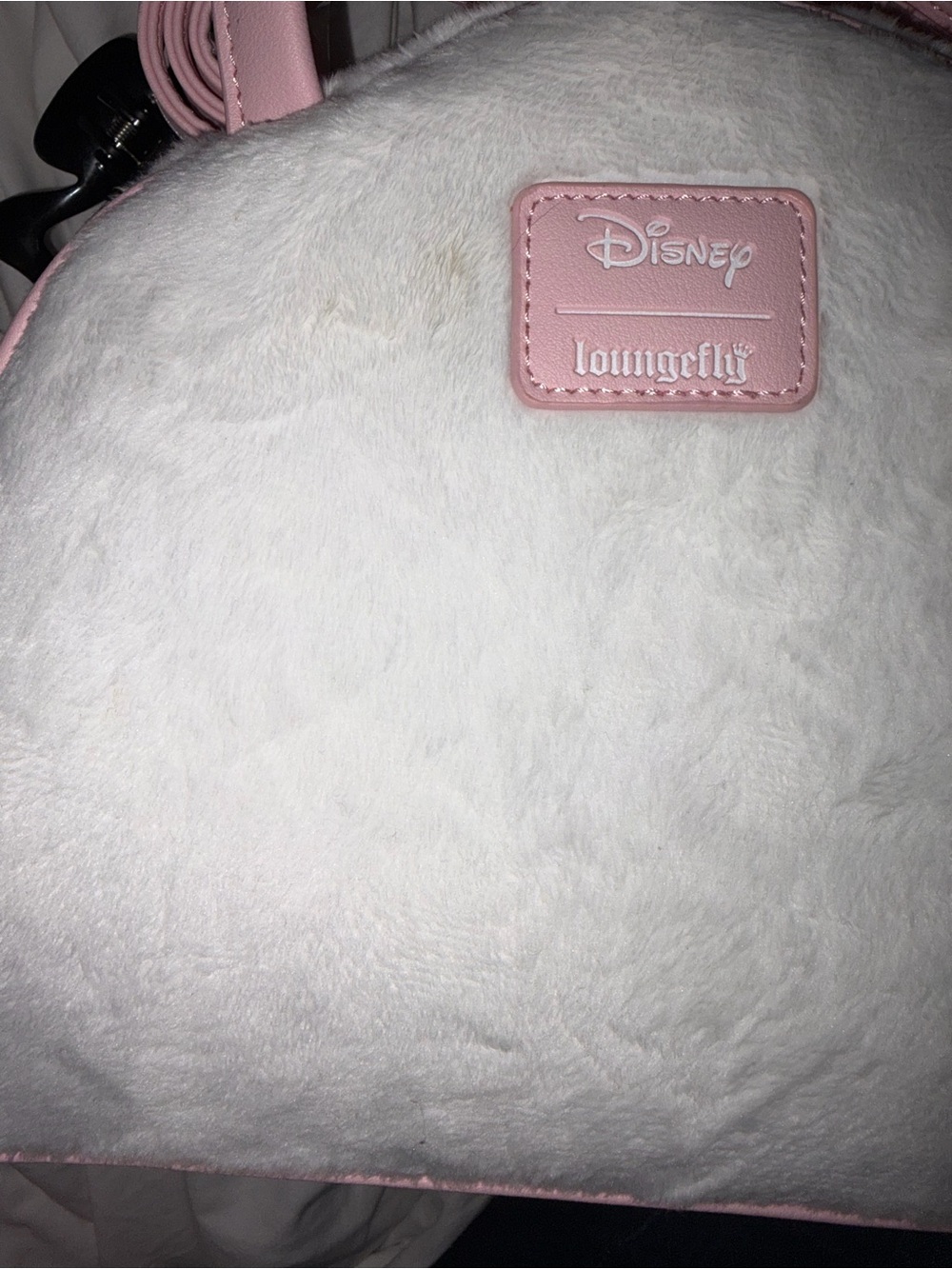 Disney loungefly the aristocrats Marie fuzzy dome crossbody bag - Picture 7 of 7